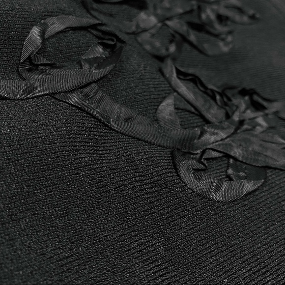 Cable & Gauge Petite Floral Design Top Flutter Sleeve Blouse - Picture 4 of 6